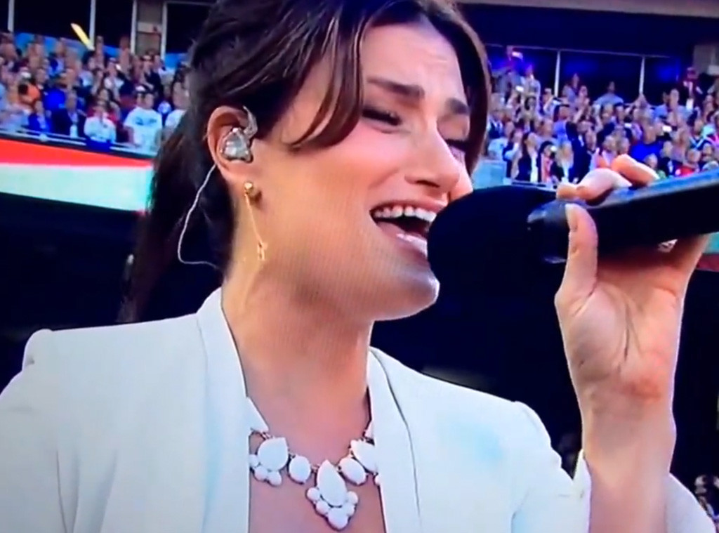 Idina Menzel Sings National Anthem at 2014 MLB All Star Game Watch
